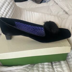 Kate Spade New York Tryst Black Velvet Mink Pom Pom 11M - SOLD 12/6